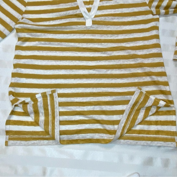 LOFT Linen Women’s V Neck Yellow/cream Striped 3/4 Sleeve Top XS.EUC - Picture 8 of 12